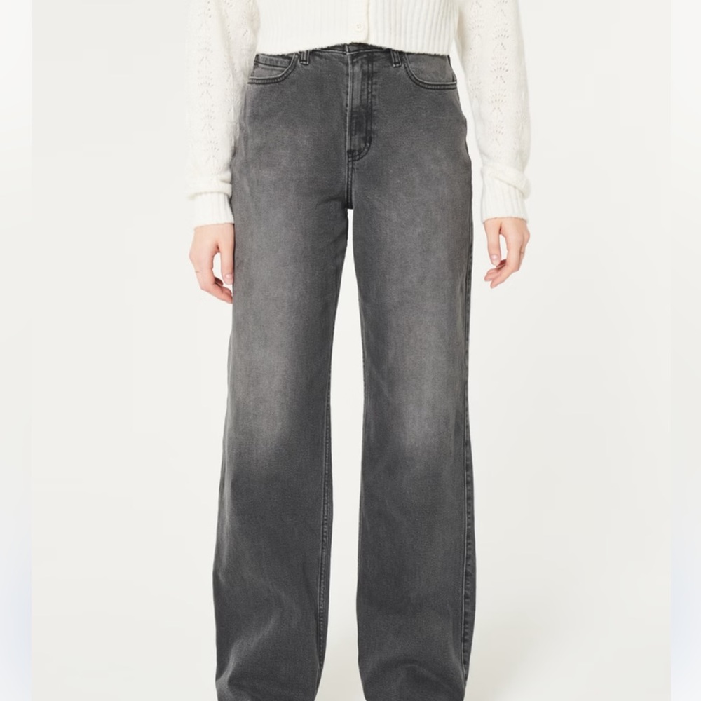 Hollister Ultra High-Rise Dark Gray Mom Jeans